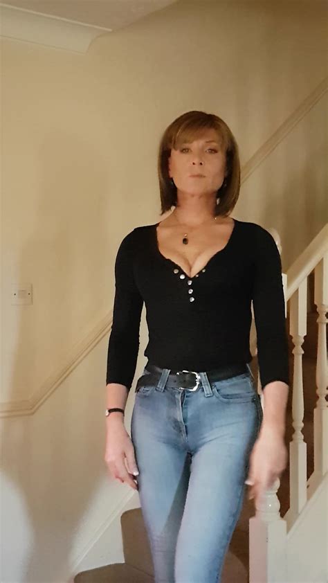 pormhub milf|Hot milf gives blowjob and rides cock after a long day at work.